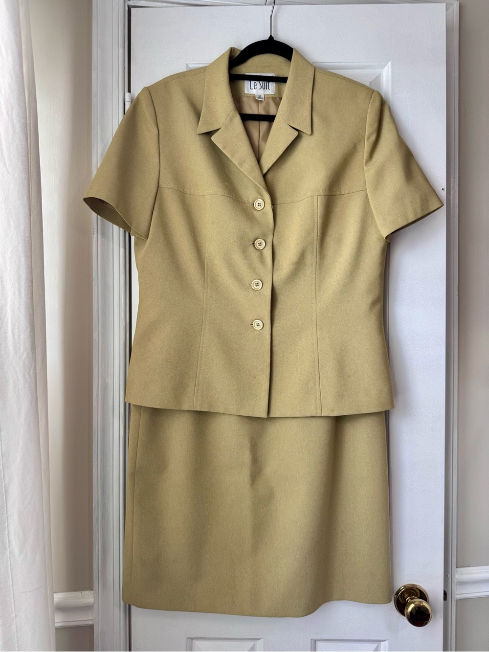 Le Suit Women's Two-Piece Short Sleeve Skirt Set in Olive